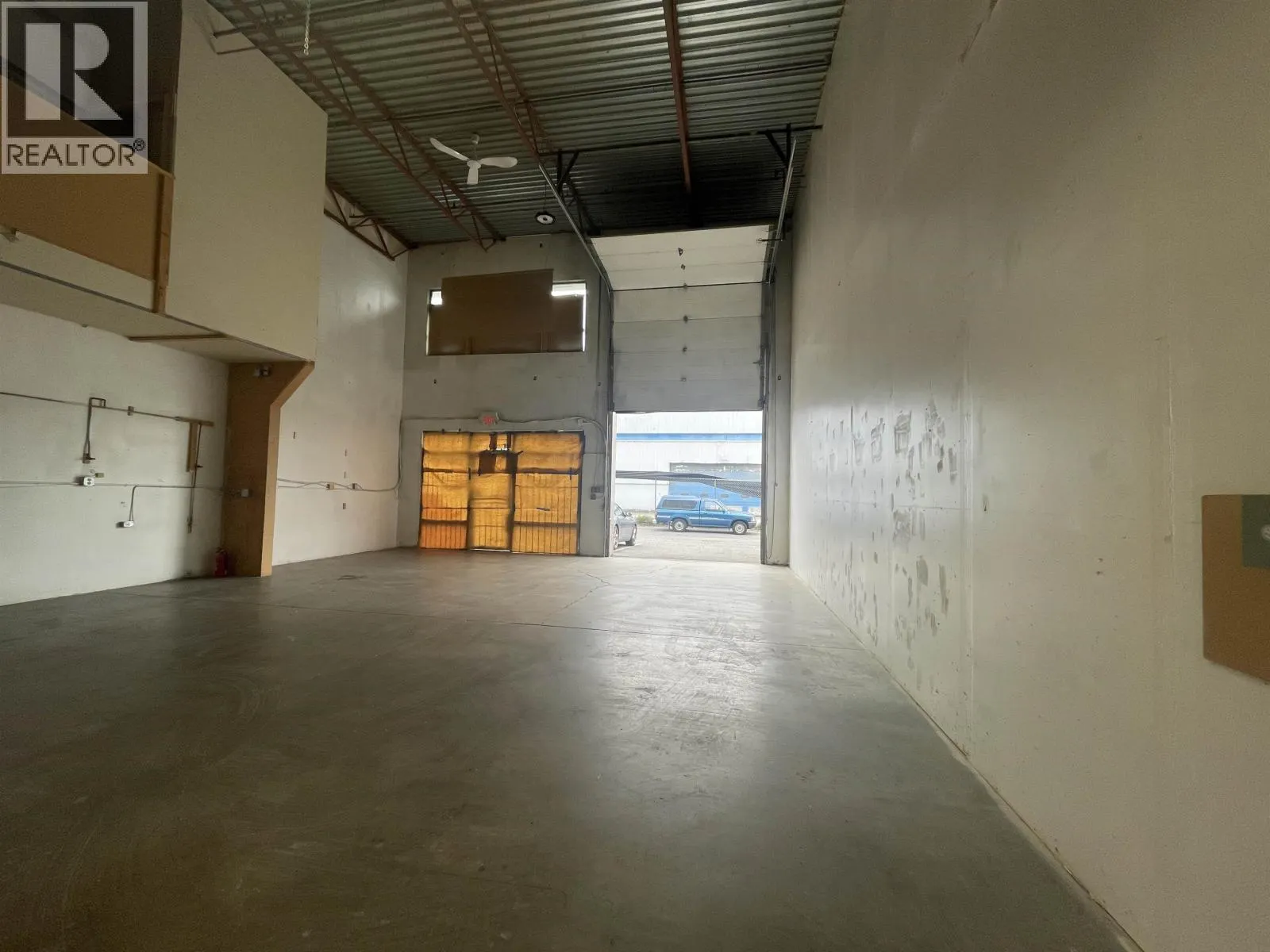 1833 COAST MERIDIAN ROAD