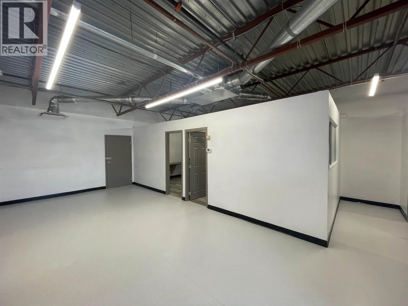 1833 COAST MERIDIAN ROAD