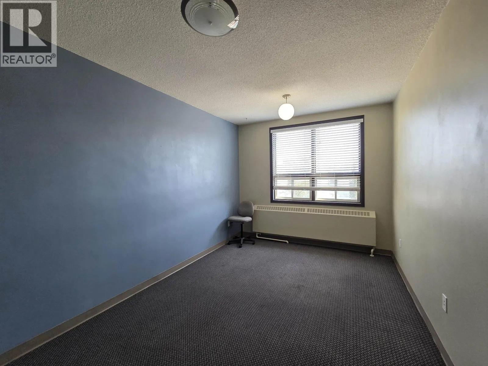 TOP FLR 1210 3RD AVENUE
