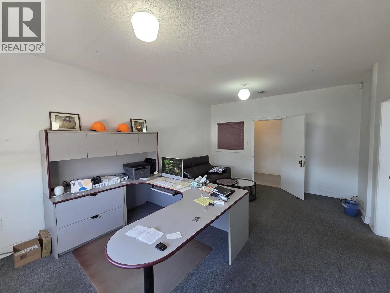 TOP FLR 1210 3RD AVENUE