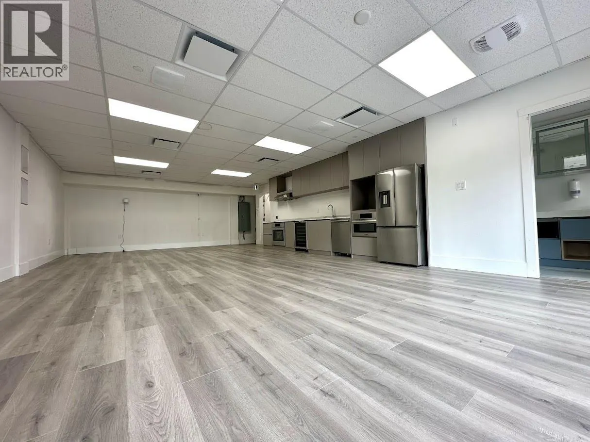 114 4888 VANGUARD ROAD