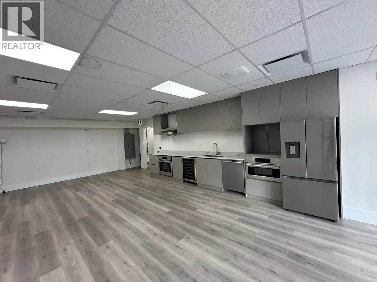 114 4888 VANGUARD ROAD