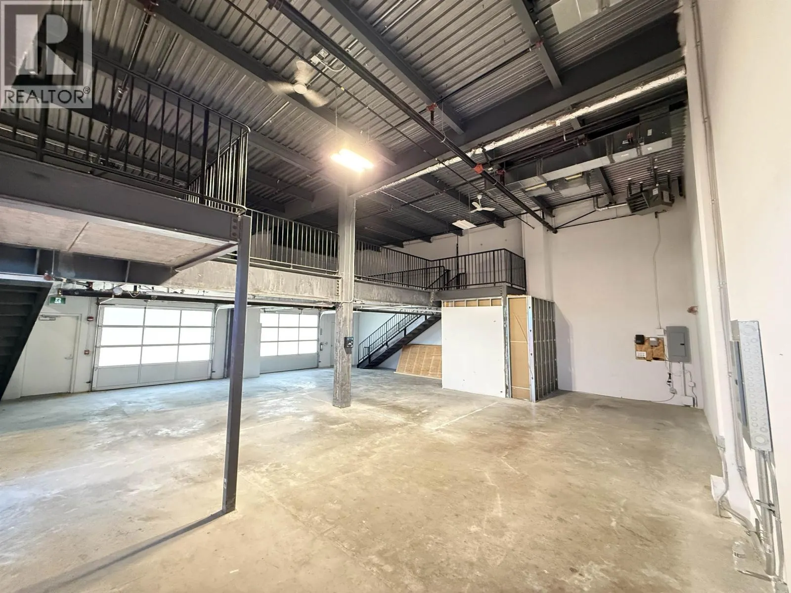206-208 13880 WIRELESS WAY