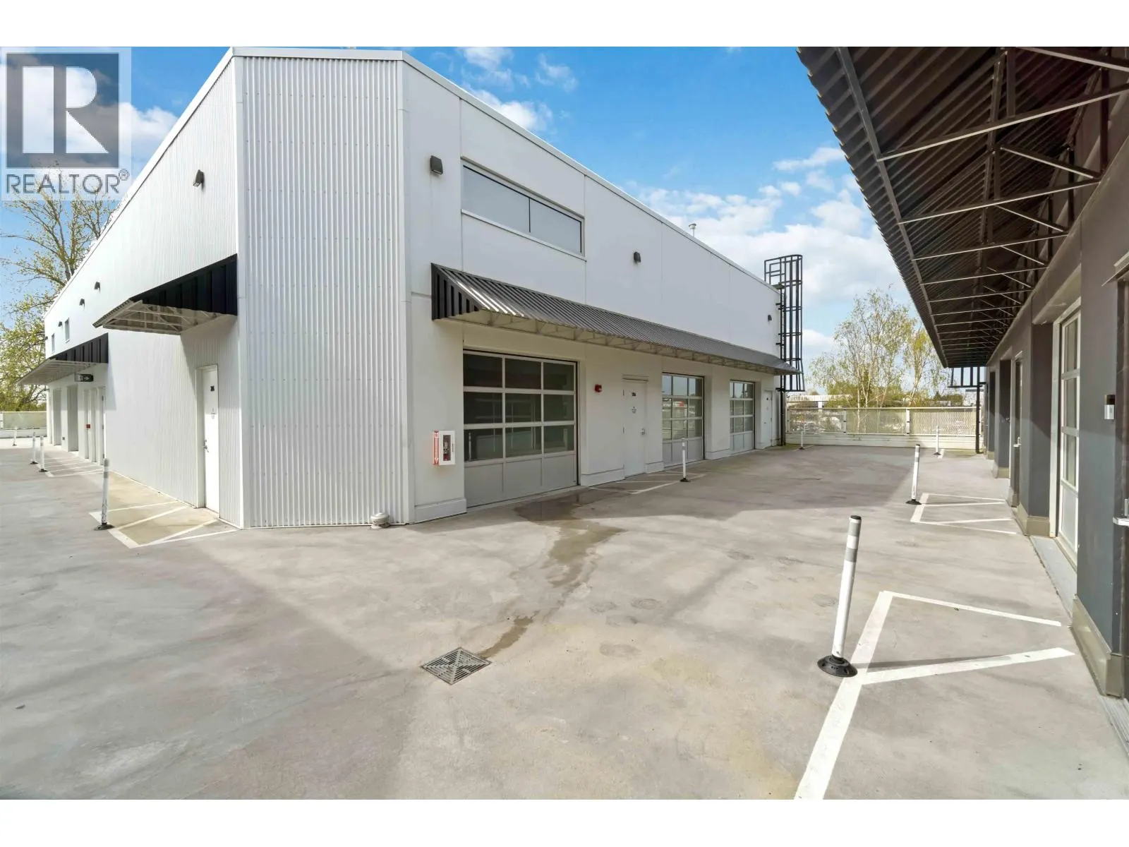 206-208 13880 WIRELESS WAY