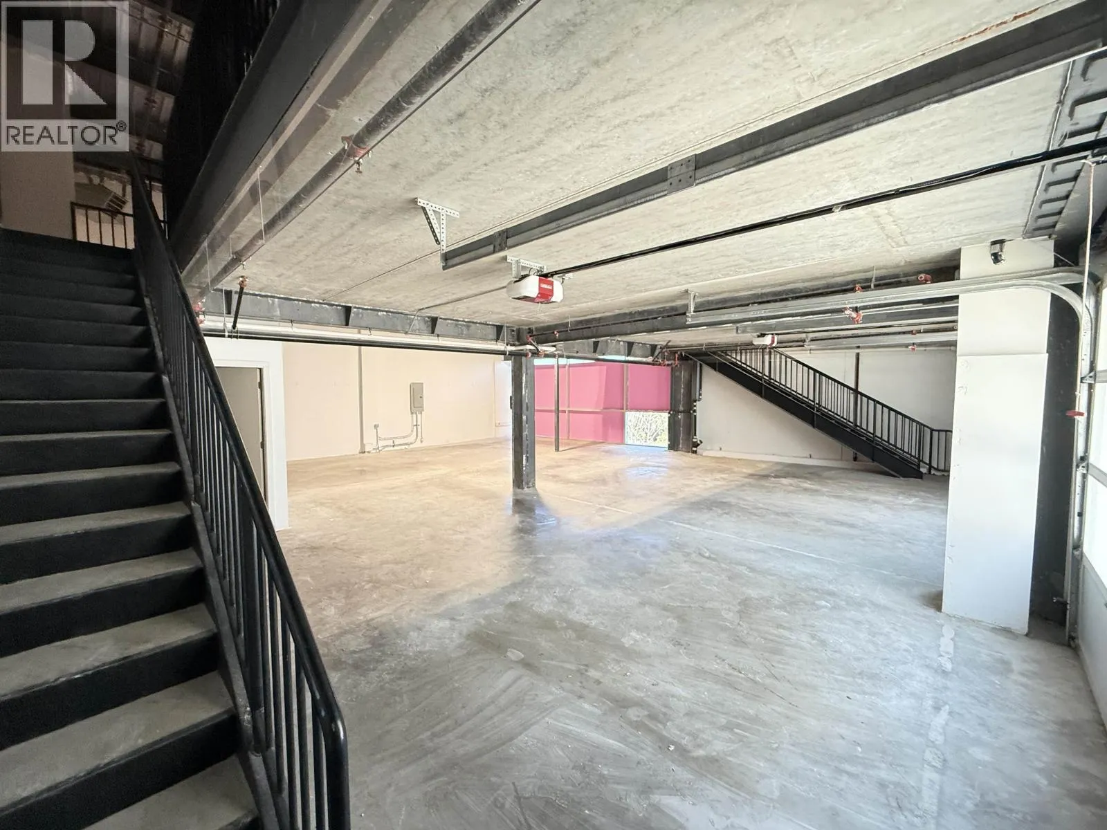 206-208 13880 WIRELESS WAY