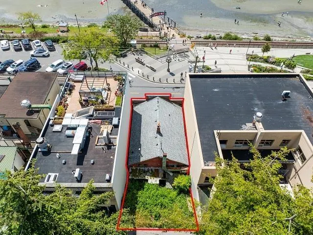 15053 MARINE DRIVE