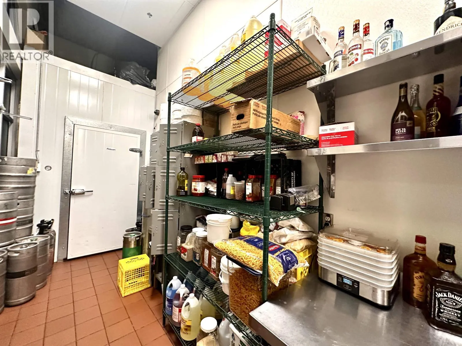 110 855 VILLAGE DRIVE