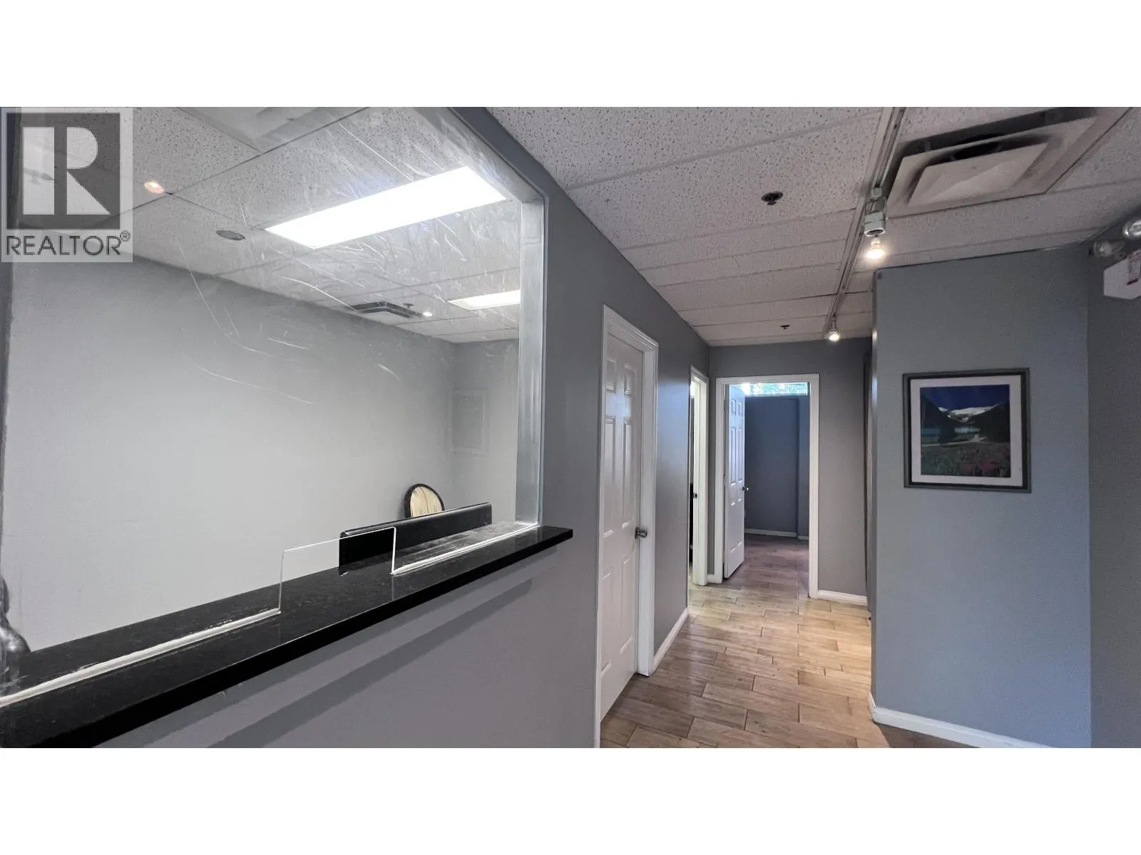 2220 8260 WESTMINSTER HIGHWAY