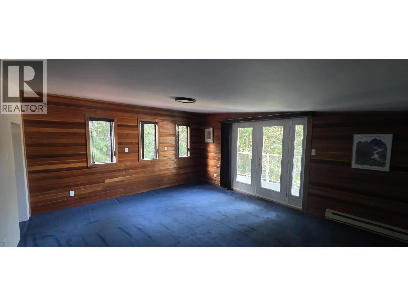 593 BEACH ROAD