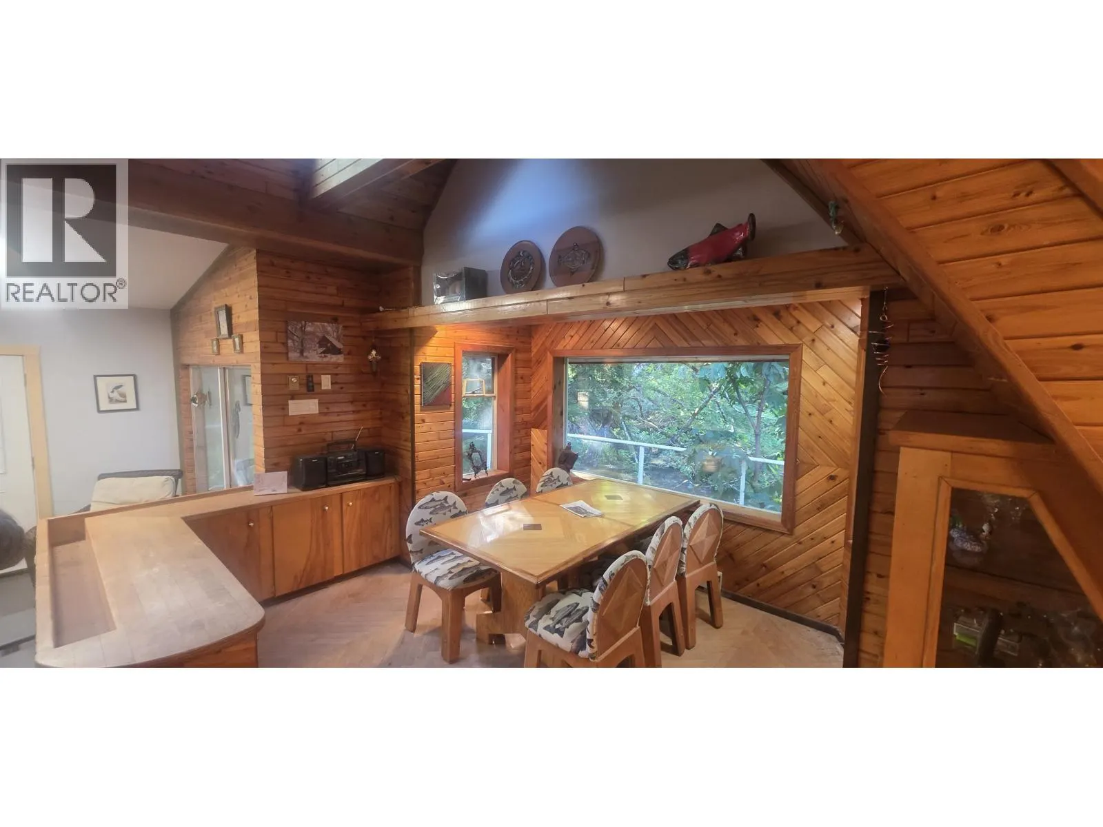 593 BEACH ROAD