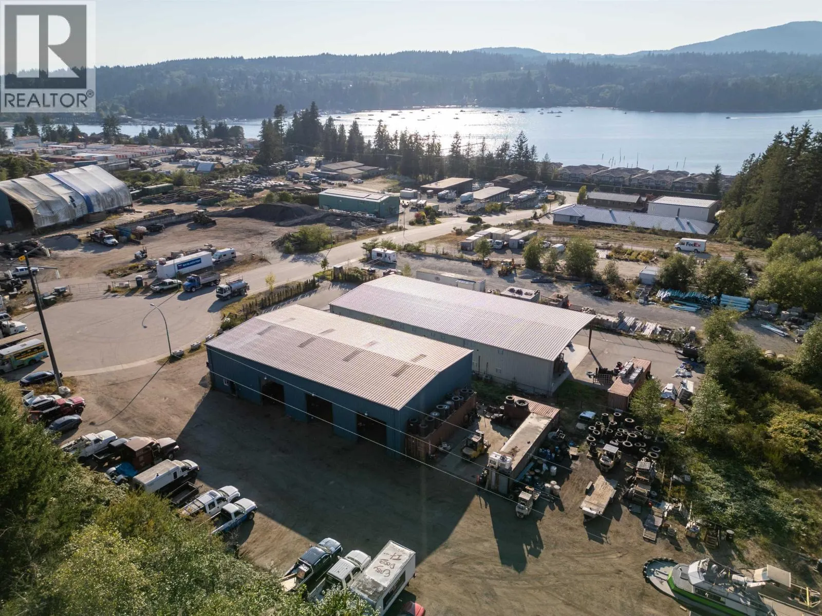 5480 SECHELT INLET CRESCENT
