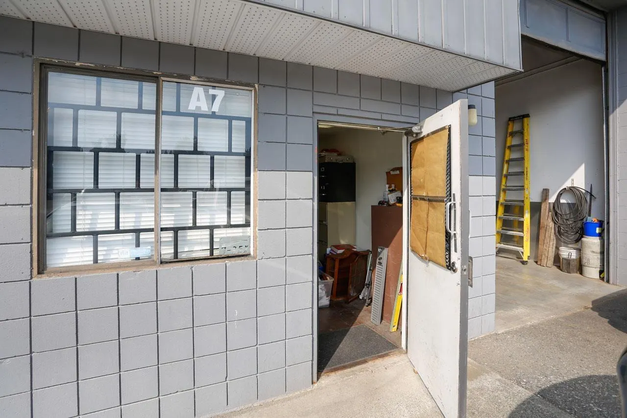 A7 33733 KING ROAD