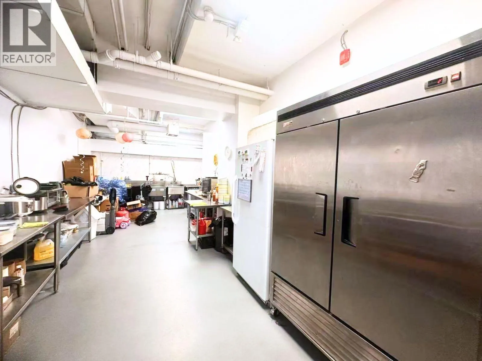 101B 2748 LOUGHEED HIGHWAY