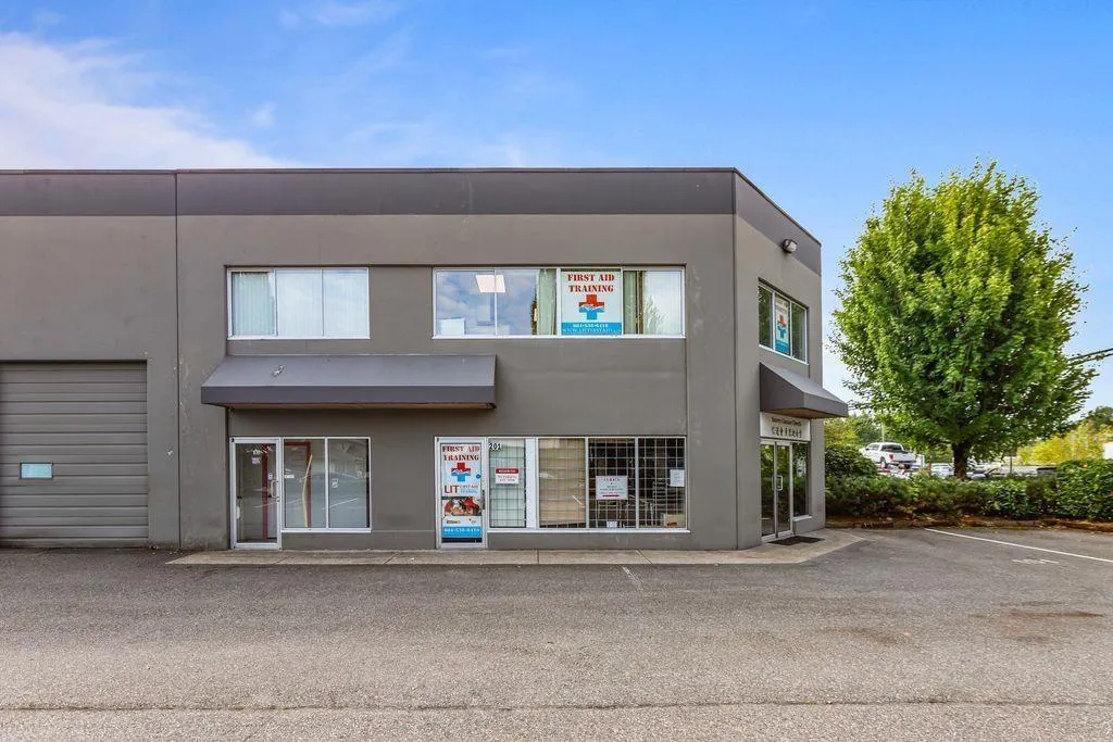 201 8484 162 STREET