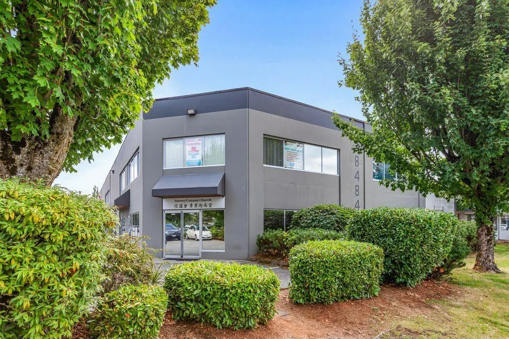 201 8484 162 STREET
