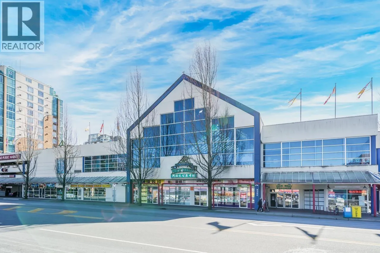 130 8228 WESTMINSTER HIGHWAY