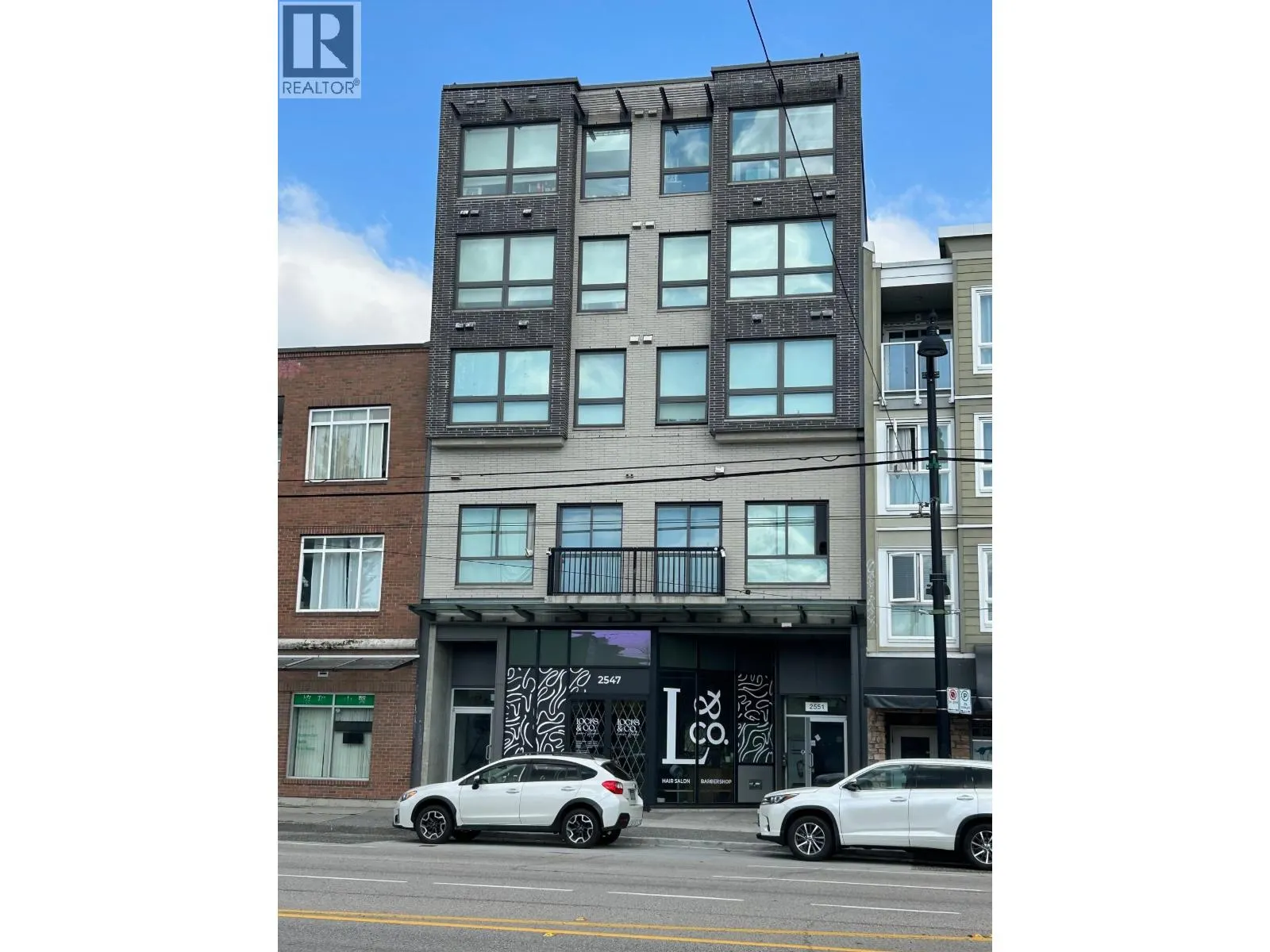 2551 KINGSWAY