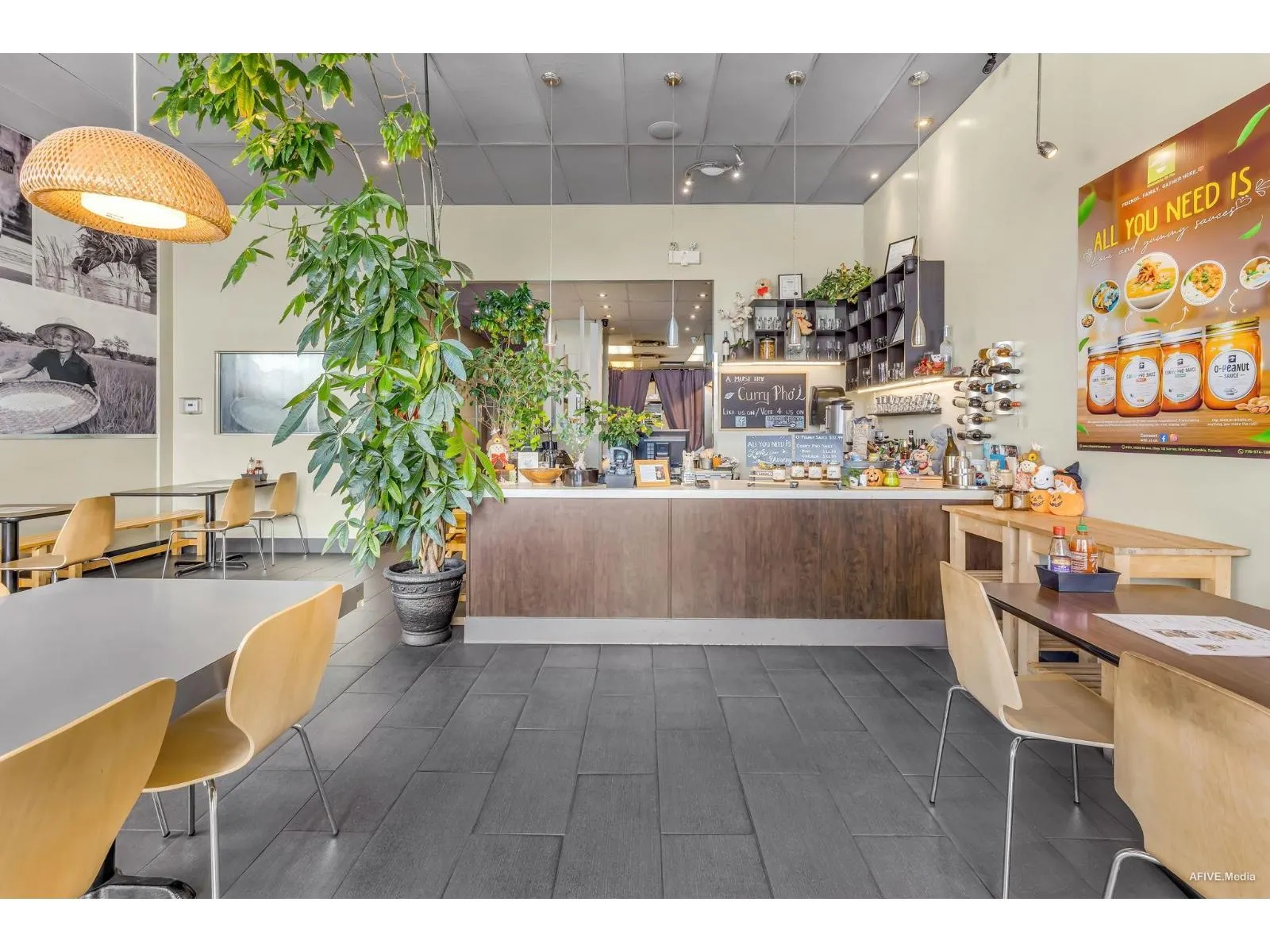 101 15325 56 AVENUE