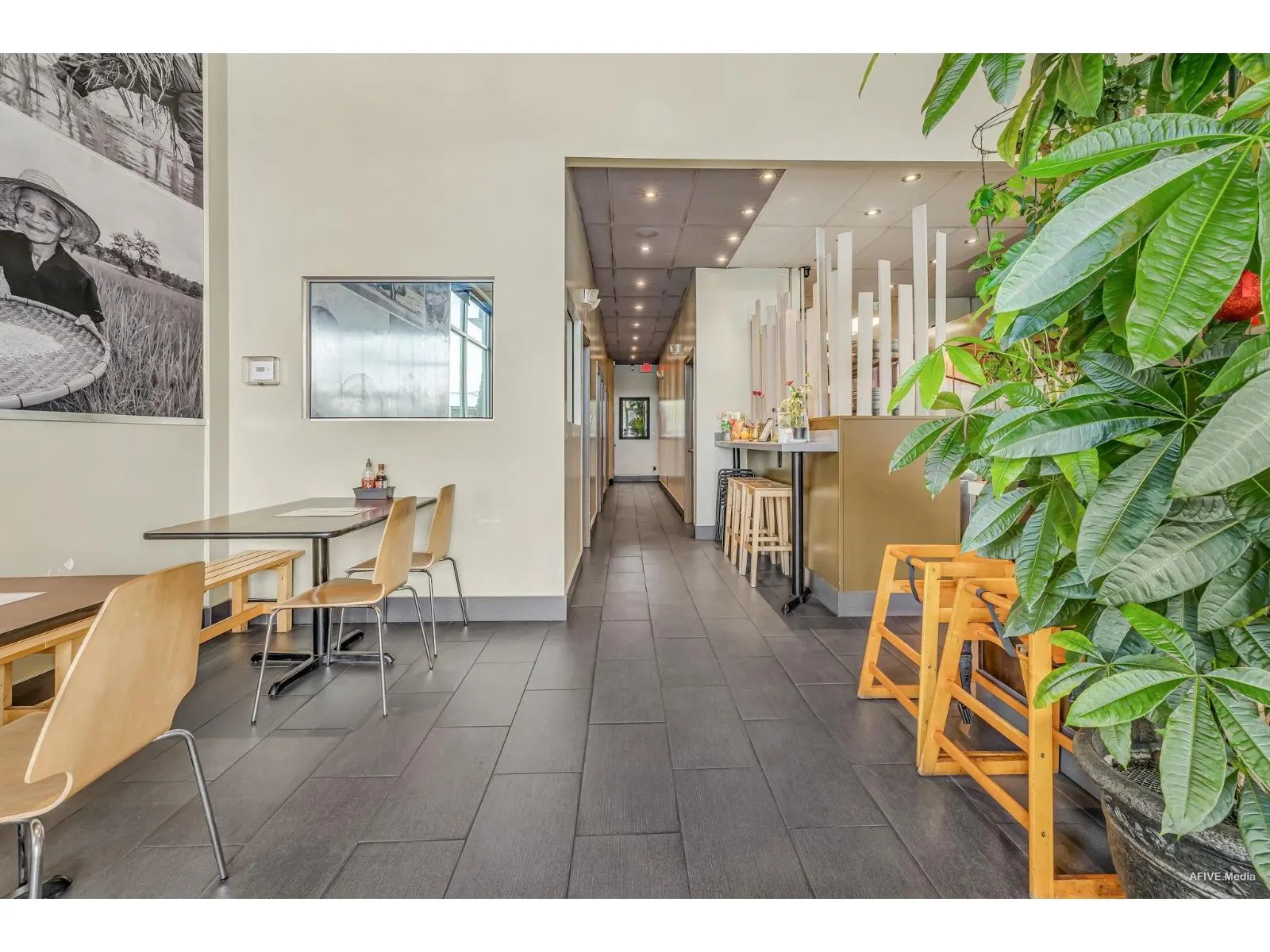 101 15325 56 AVENUE
