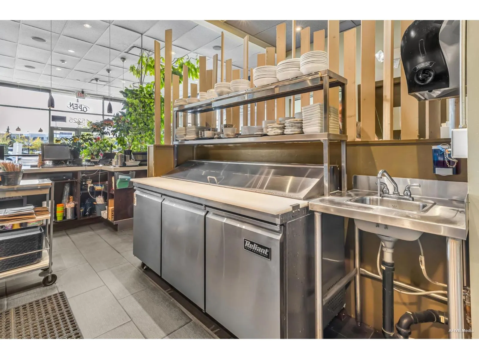 101 15325 56 AVENUE