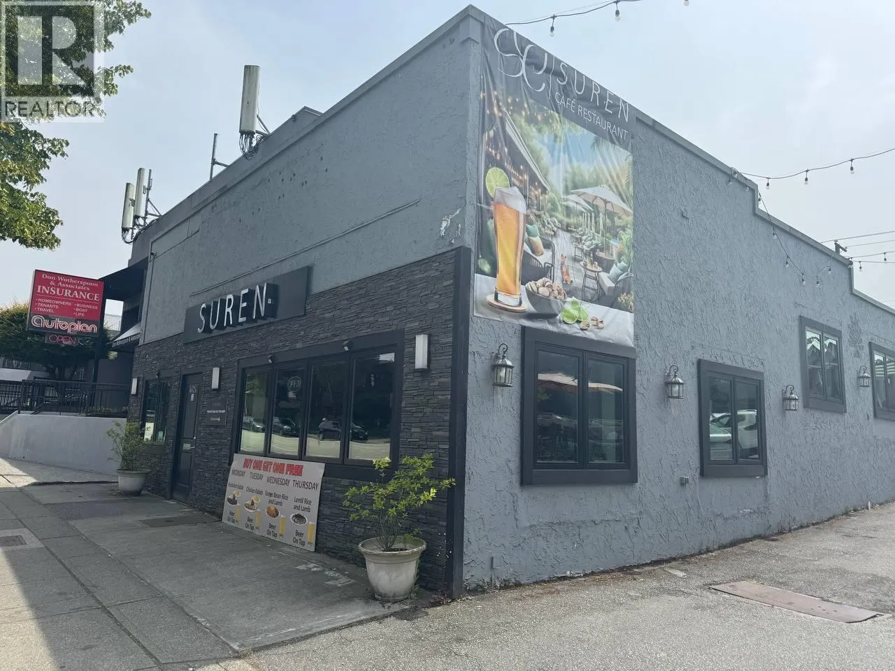 4624 HASTINGS STREET