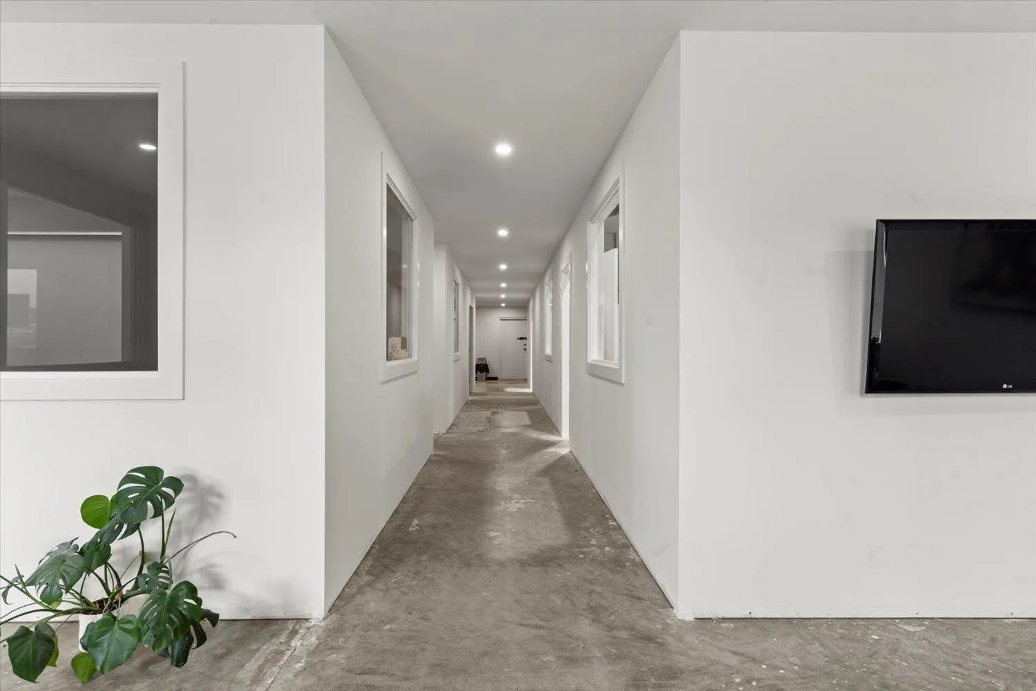 601 & 604 8950 YOUNG ROAD|Chilliwack Downtown
