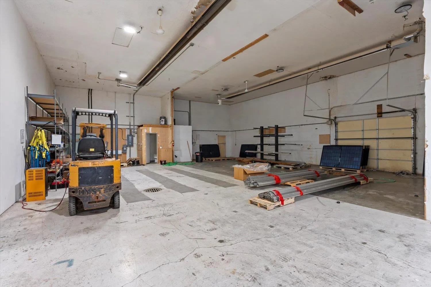 601 & 604 8950 YOUNG ROAD|Chilliwack Downtown