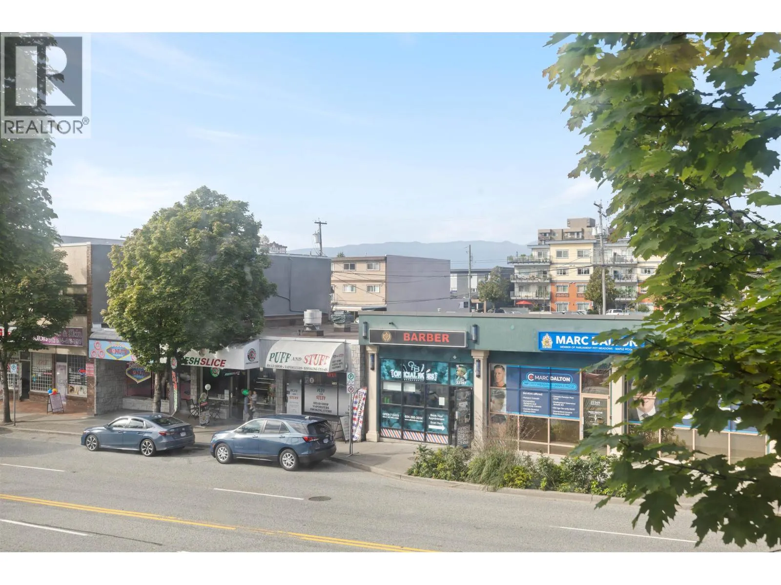 25 22374 LOUGHEED HIGHWAY