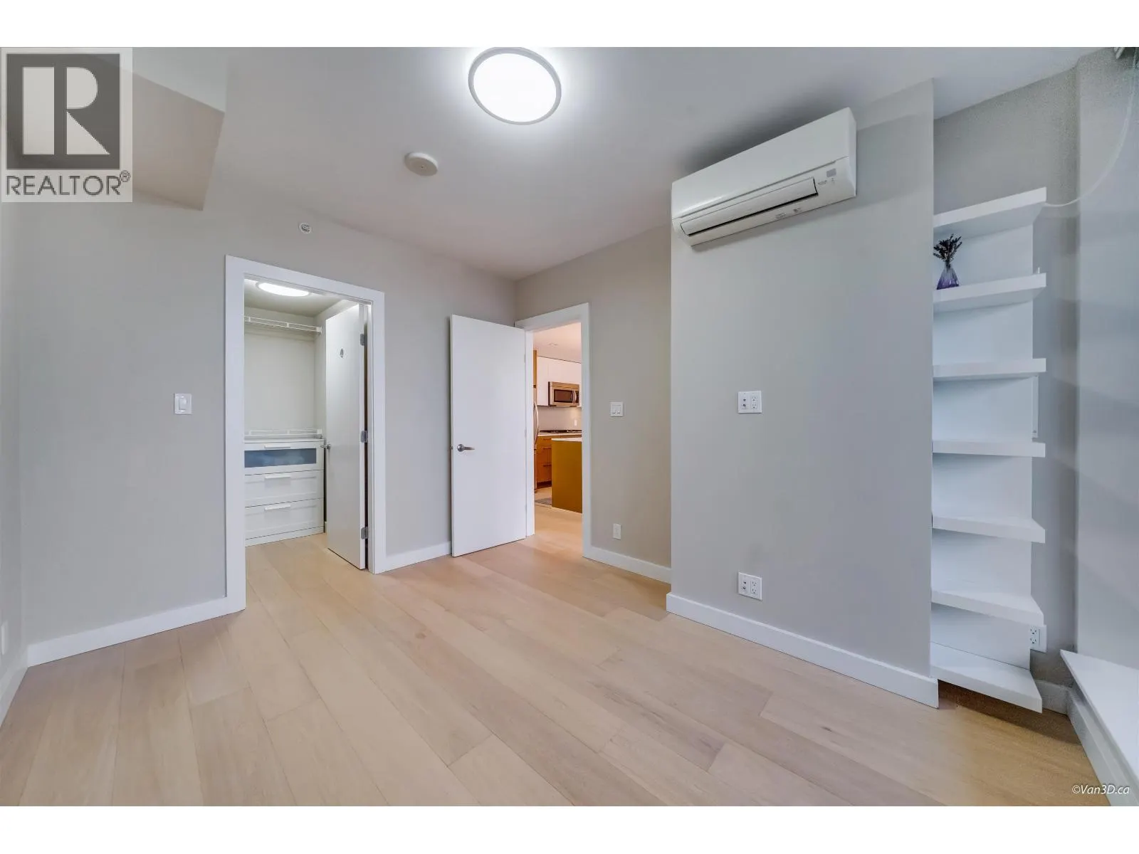6016 5511 HOLLYBRIDGE WAY