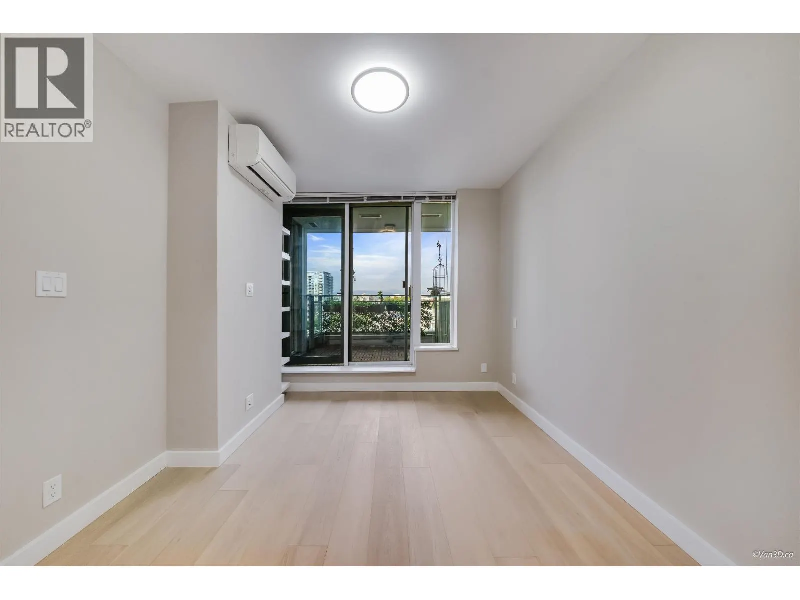 6016 5511 HOLLYBRIDGE WAY