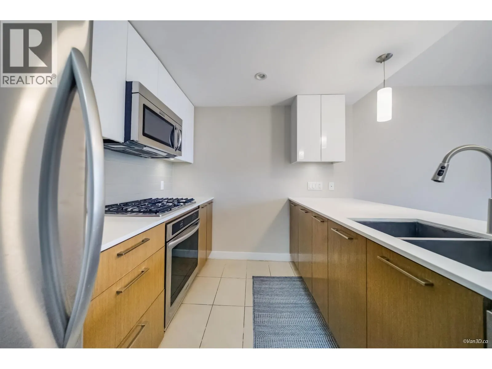 6016 5511 HOLLYBRIDGE WAY