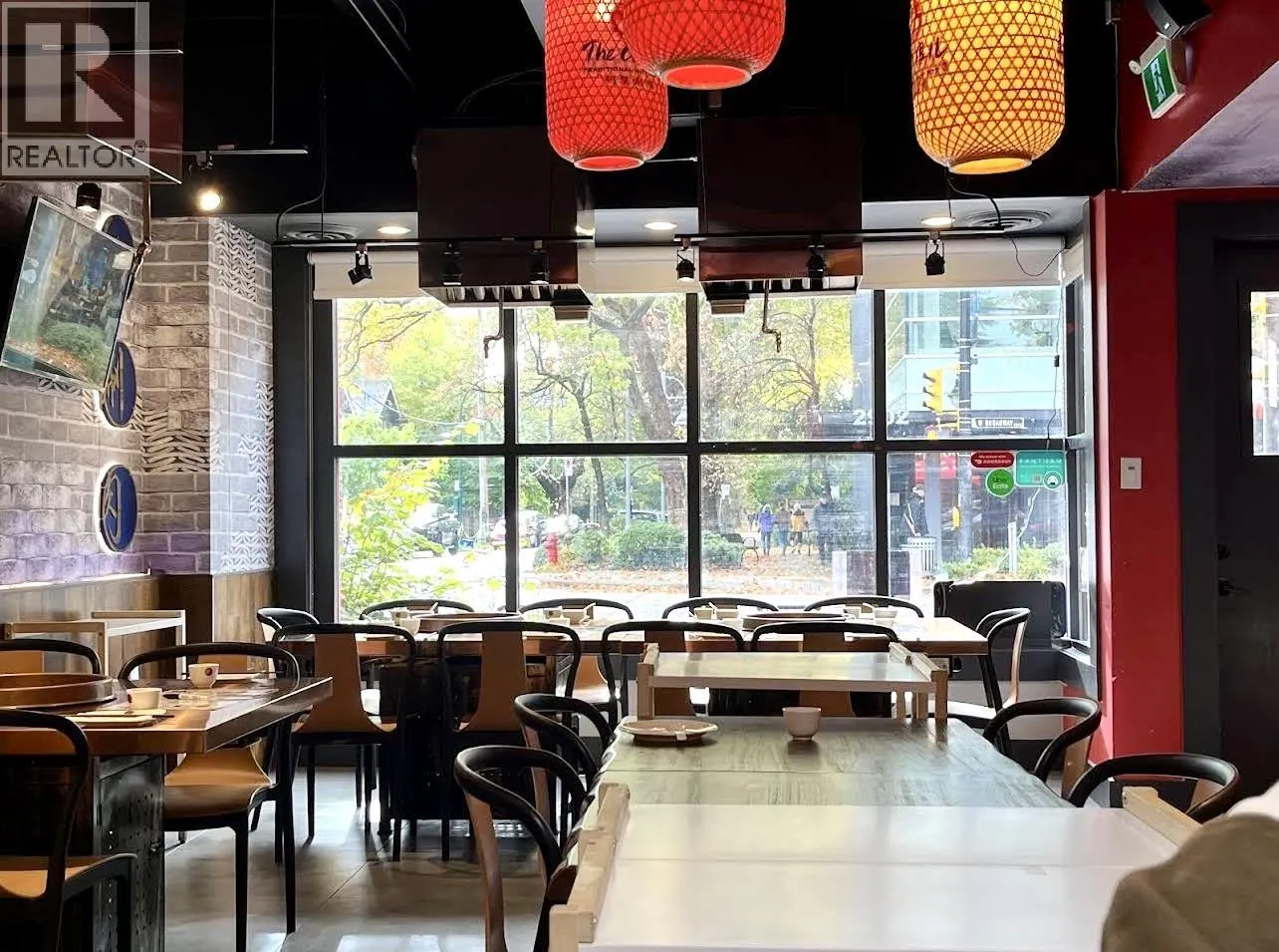 2893 W BROADWAY