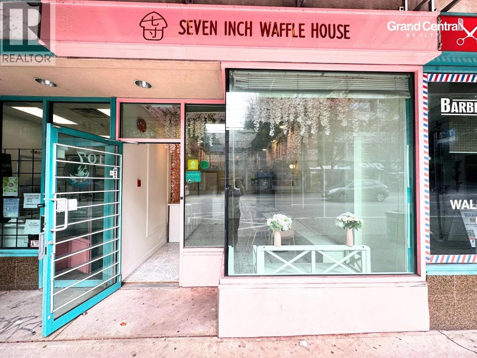 107 223 W BROADWAY
