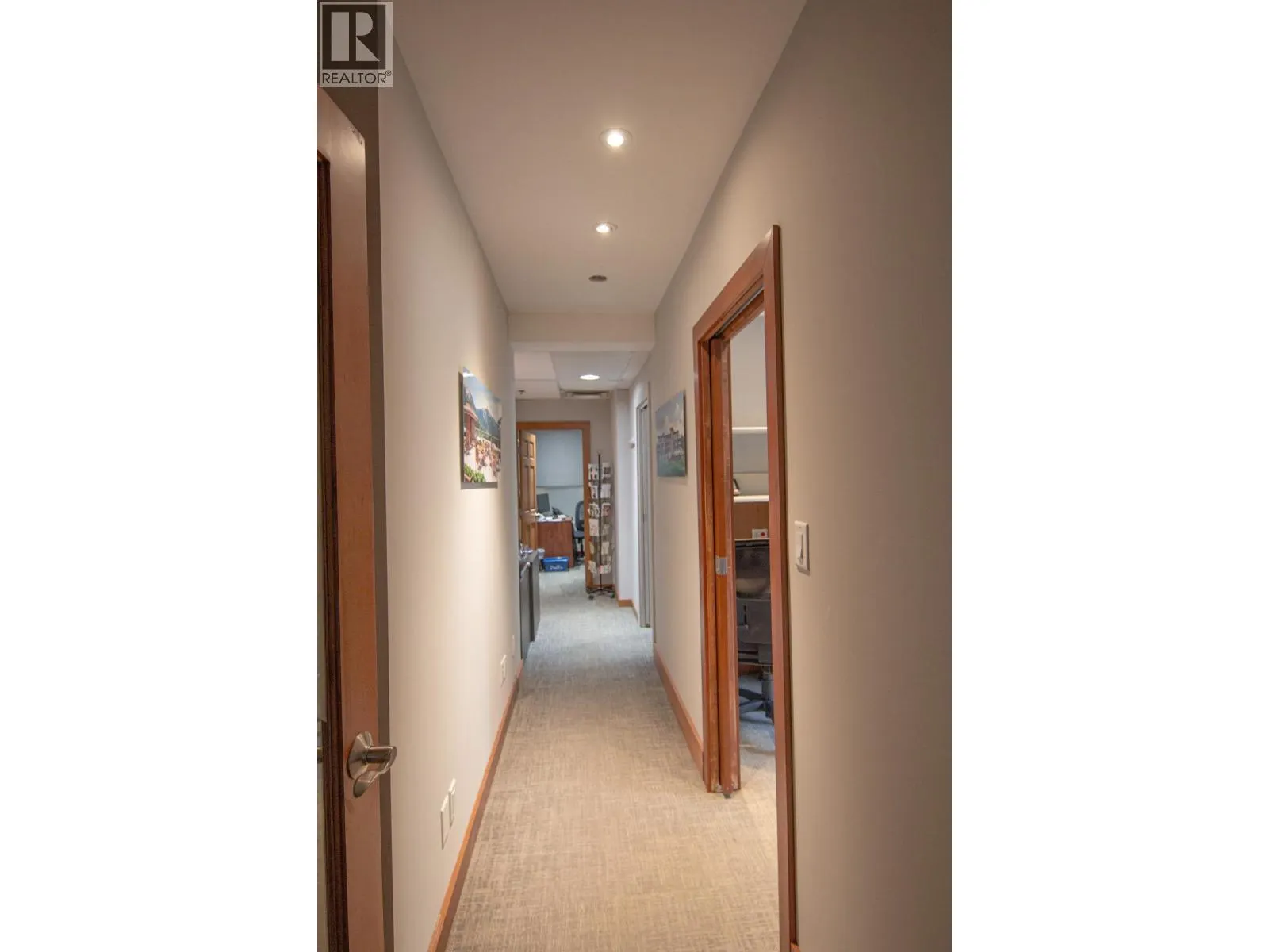102 7015 NESTERS ROAD