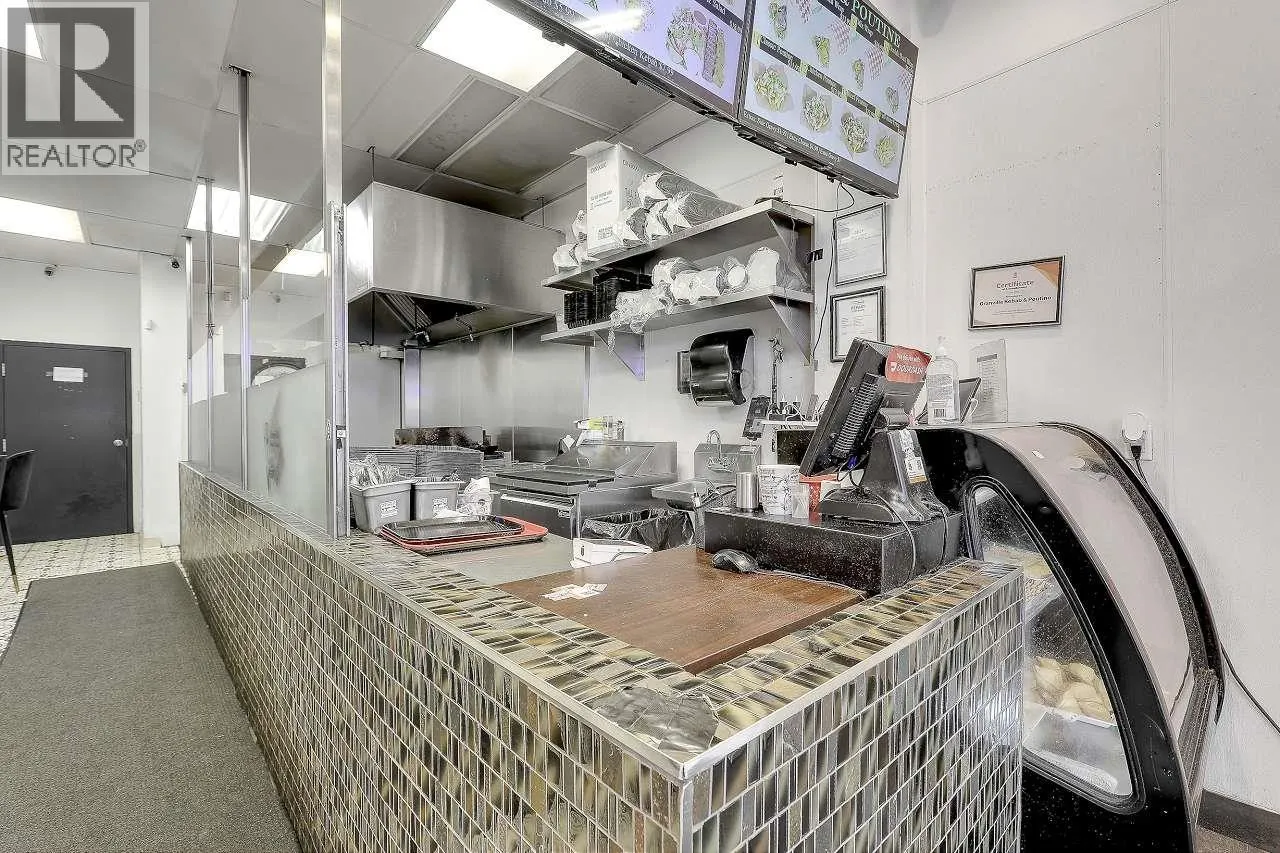 1011 GRANVILLE STREET