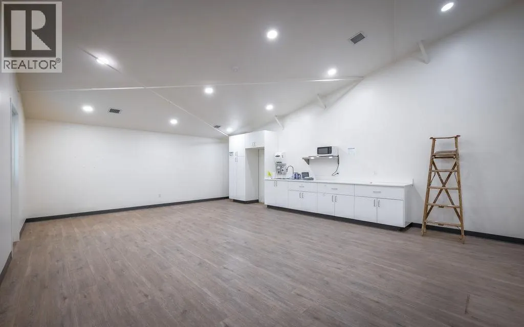6-7-8 7341 INDUSTRIAL WAY