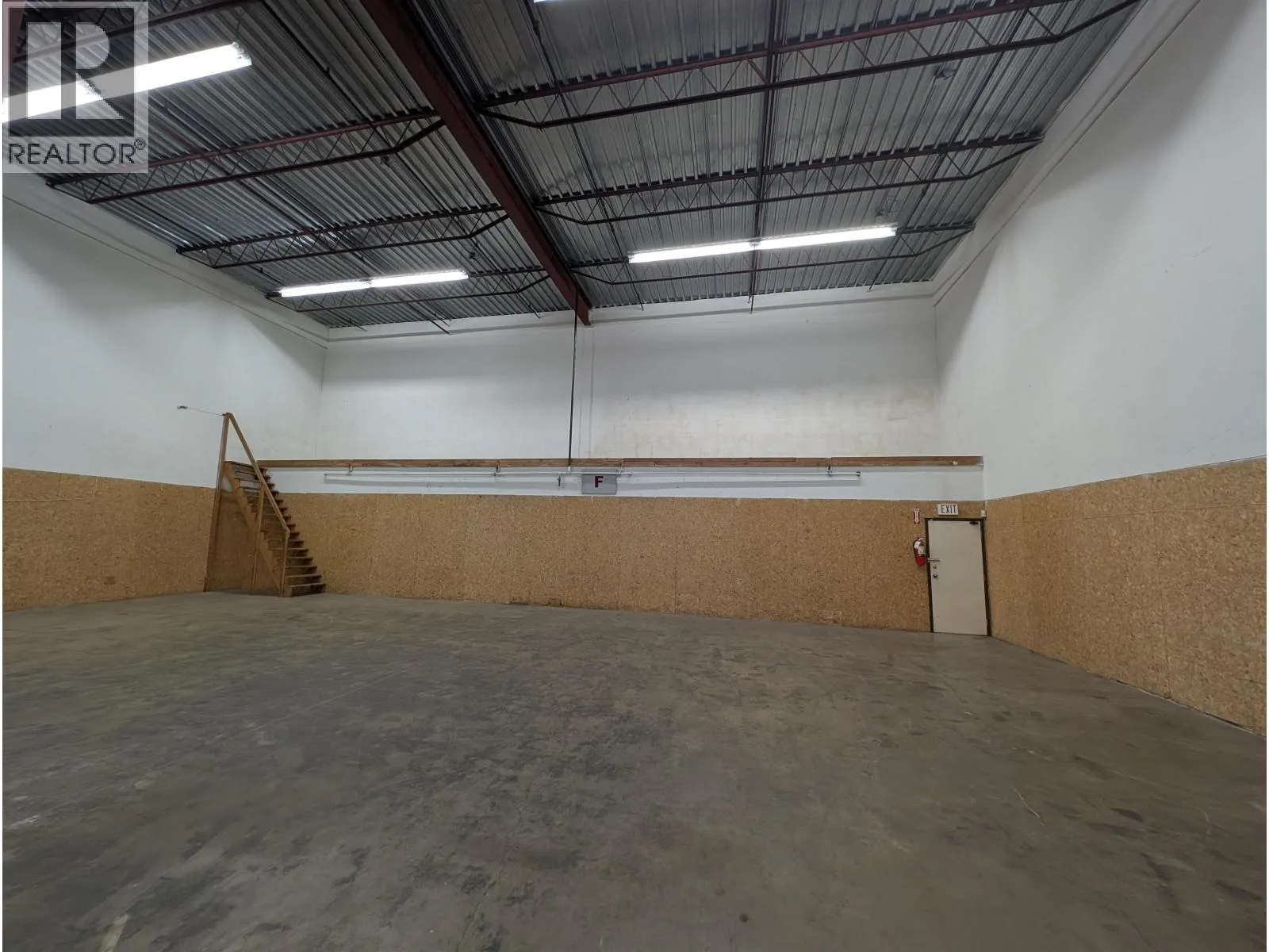 7 4751 SHELL ROAD