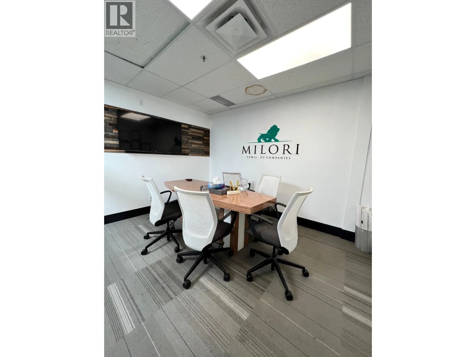 226 998 HARBOURSIDE DRIVE