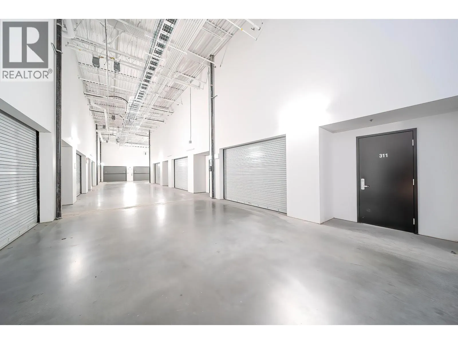 304 4888 VANGUARD ROAD