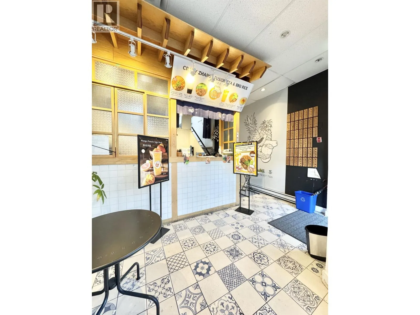 45XX W 10TH AVENUE