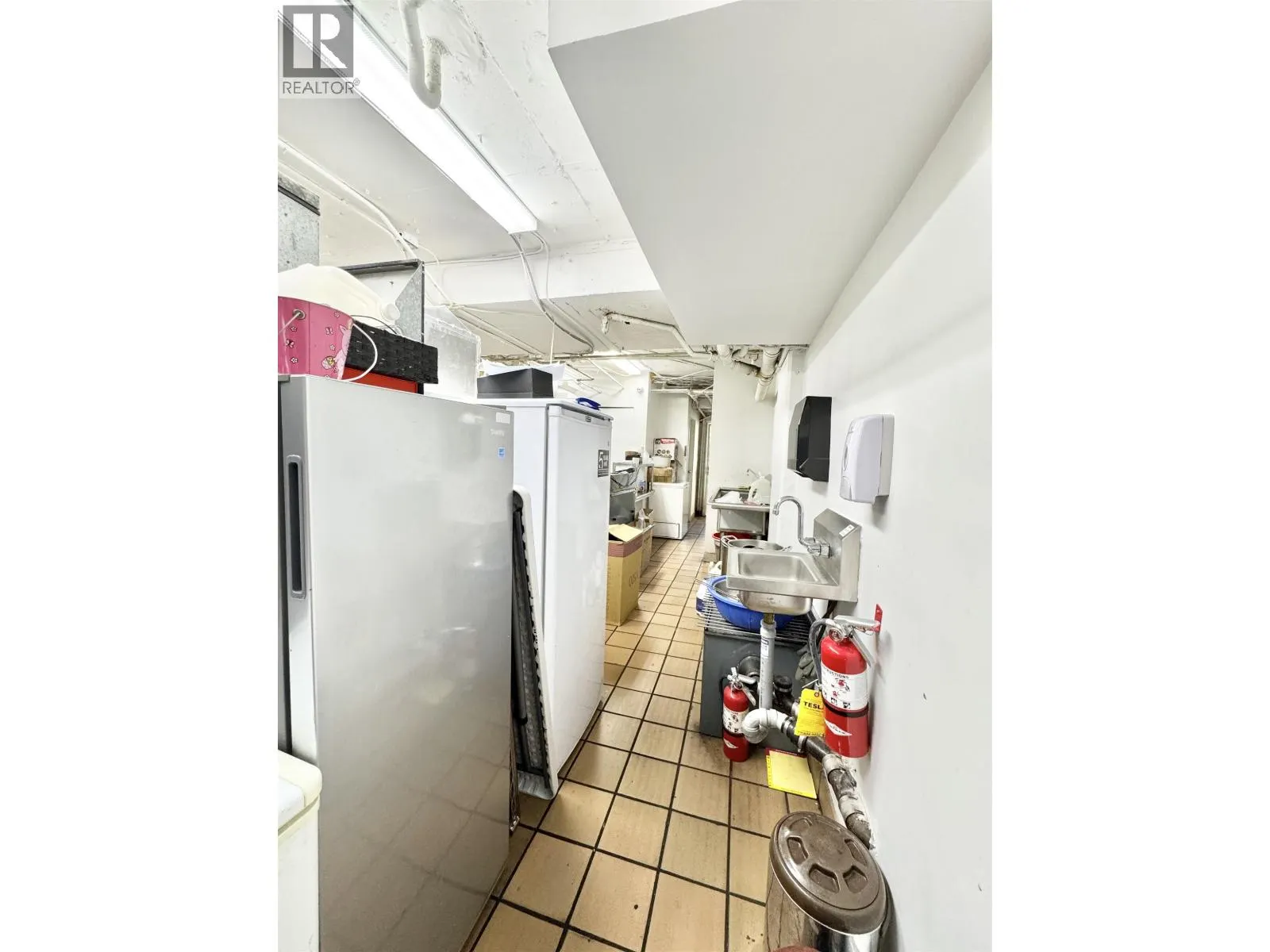 45XX W 10TH AVENUE