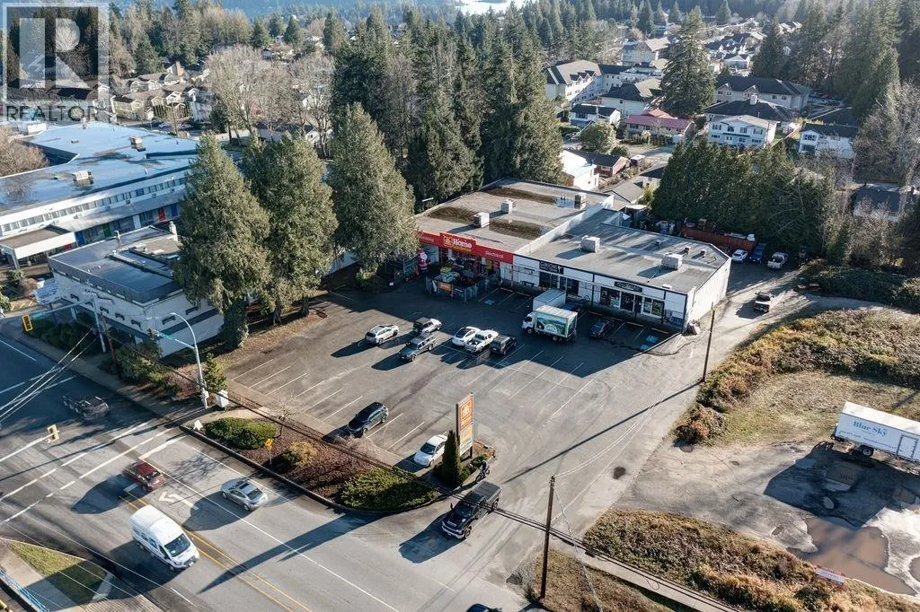 921 GIBSONS WAY