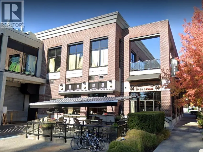 1015 MARINE DRIVE