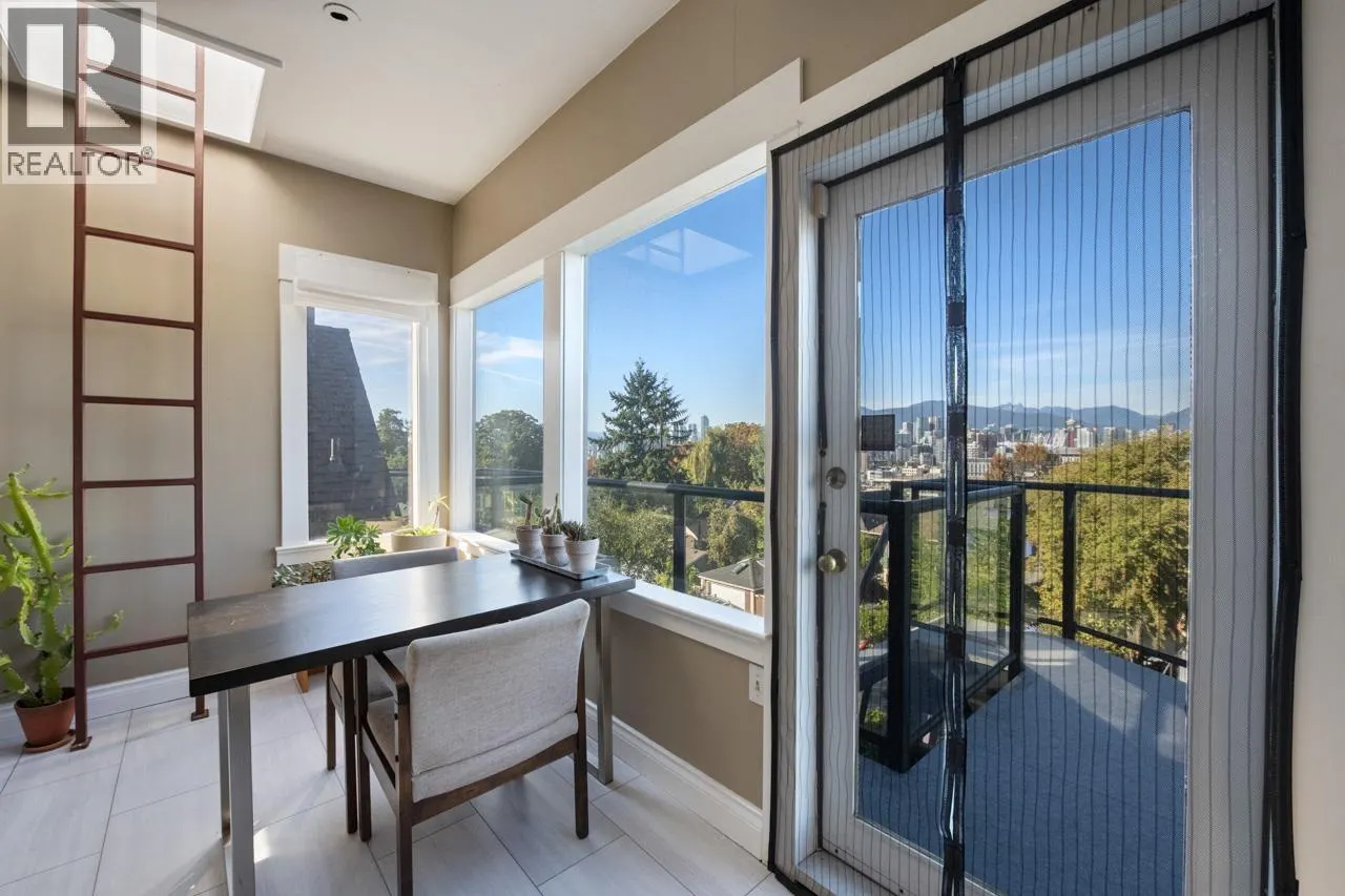 31 W 11TH AVENUE