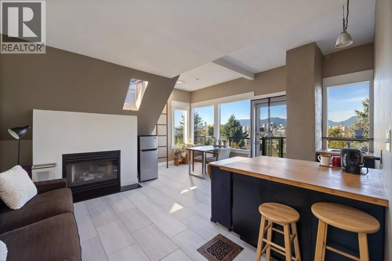 31 W 11TH AVENUE