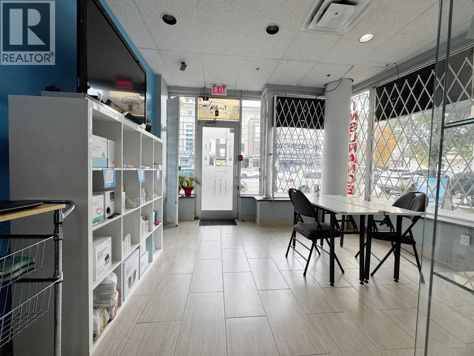2236 KINGSWAY