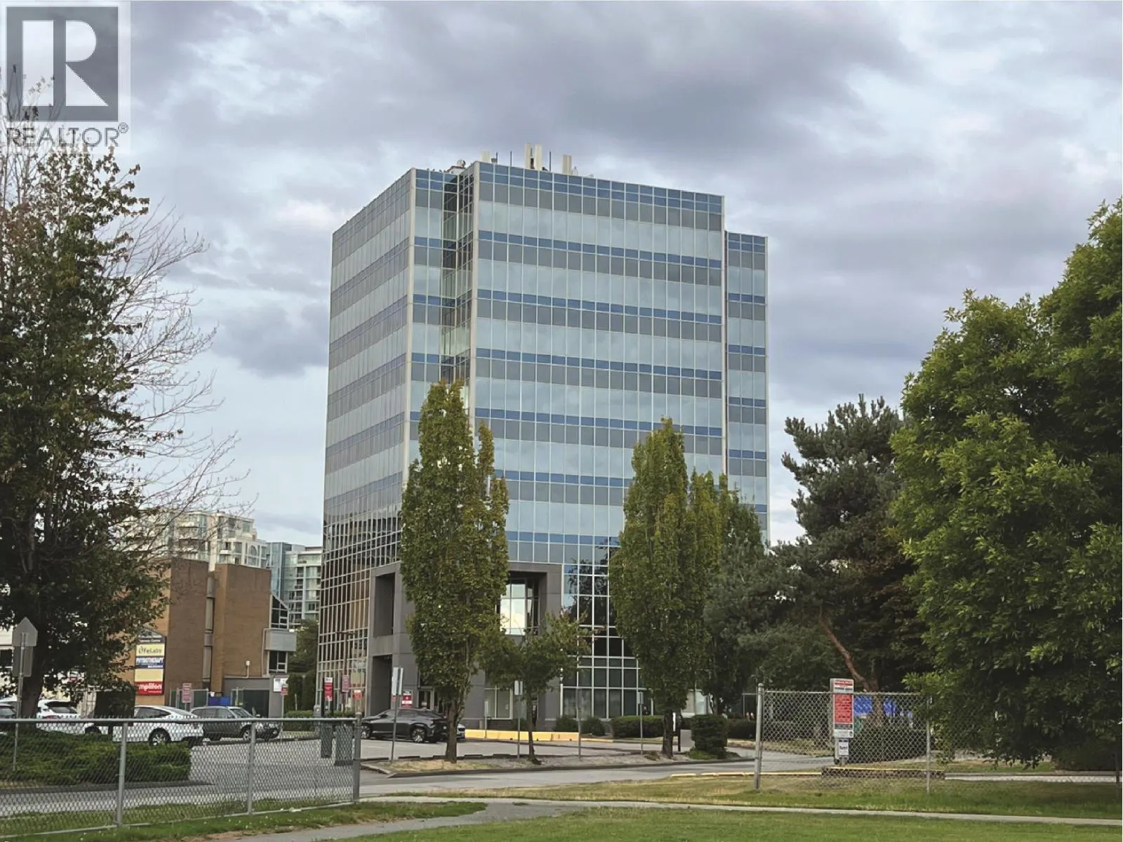 250 6091 GILBERT ROAD