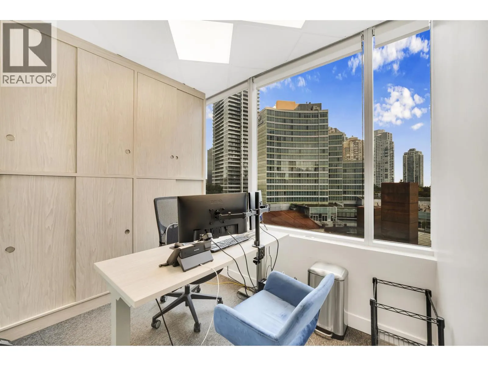 606 4538 KINGSWAY