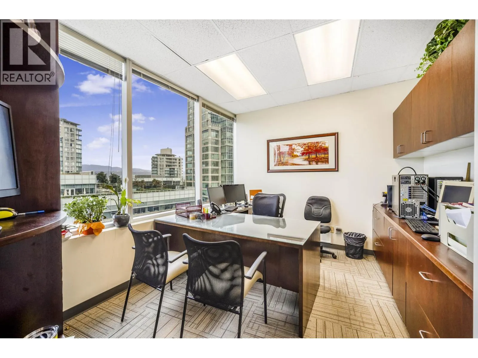605 4538 KINGSWAY