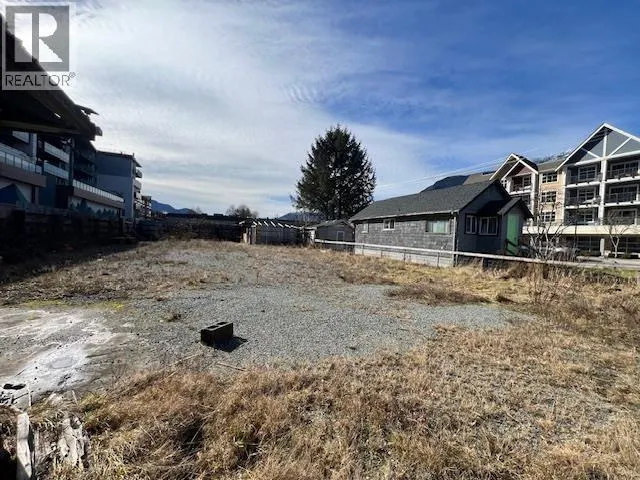 1358 1362 1366 MAIN STREET